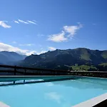 Ifenblick Hotel *