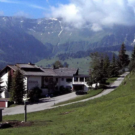 Ifenblick Hotel *